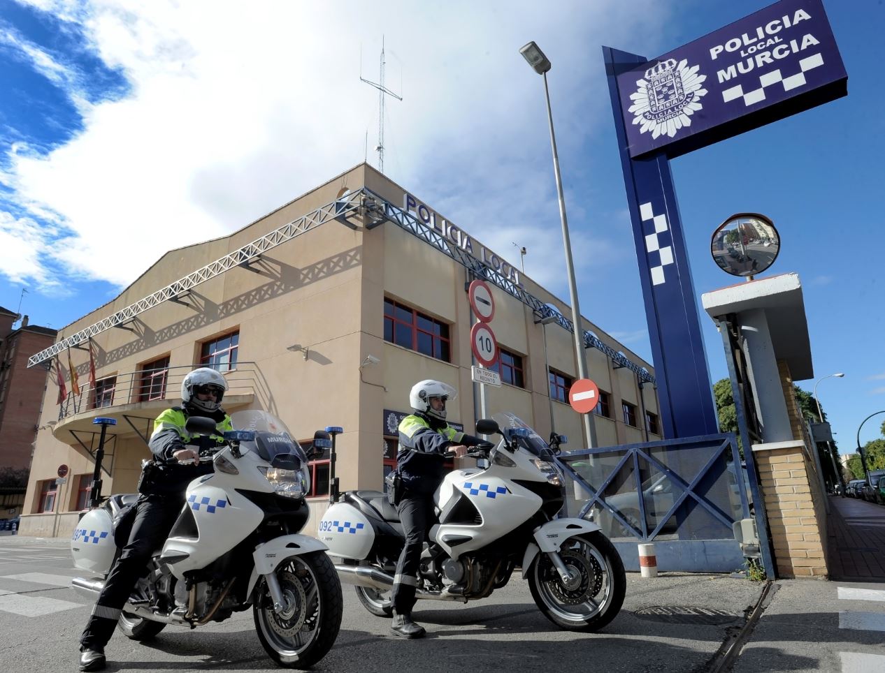 “La Policía Local se reforzará con 110 agentes con las dos oposiciones que ya están en marcha”