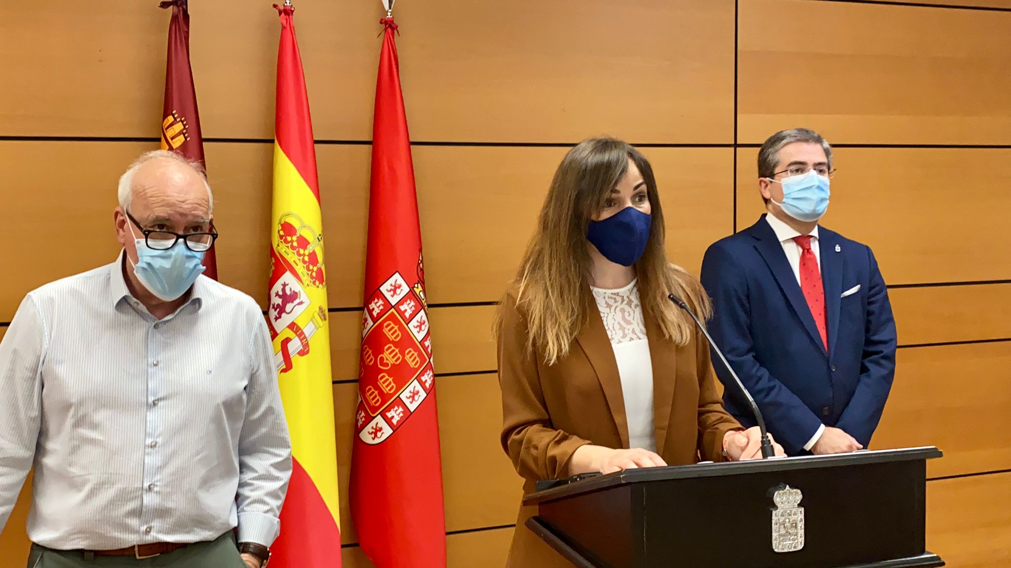 Ciudadanos ha tramitado en el último año 700 contratos menores por valor de 3,3 millones