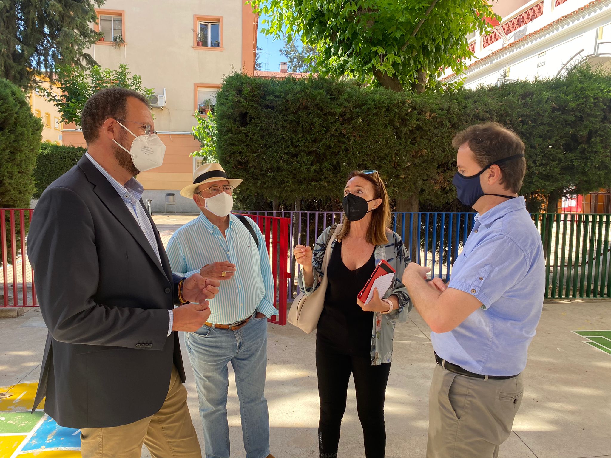 El Plan Sombra llega tarde a los colegios por la dejadez del sanchismo instalado en La Glorieta