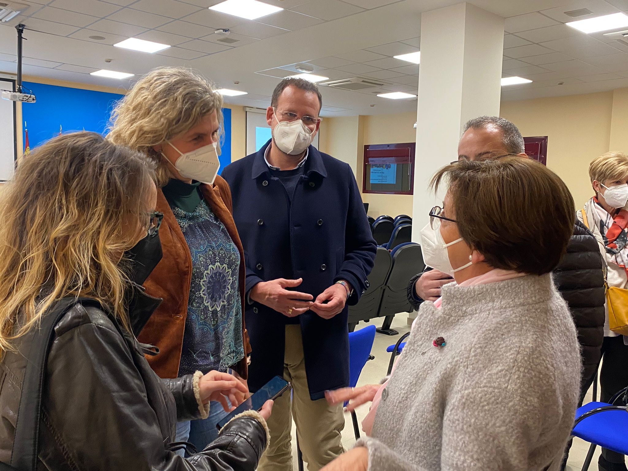 La accesibilidad, la cultura y los espacios verdes son los protagonistas del primer Foro de Barrios con vecinos de ‘Entre Estaciones’