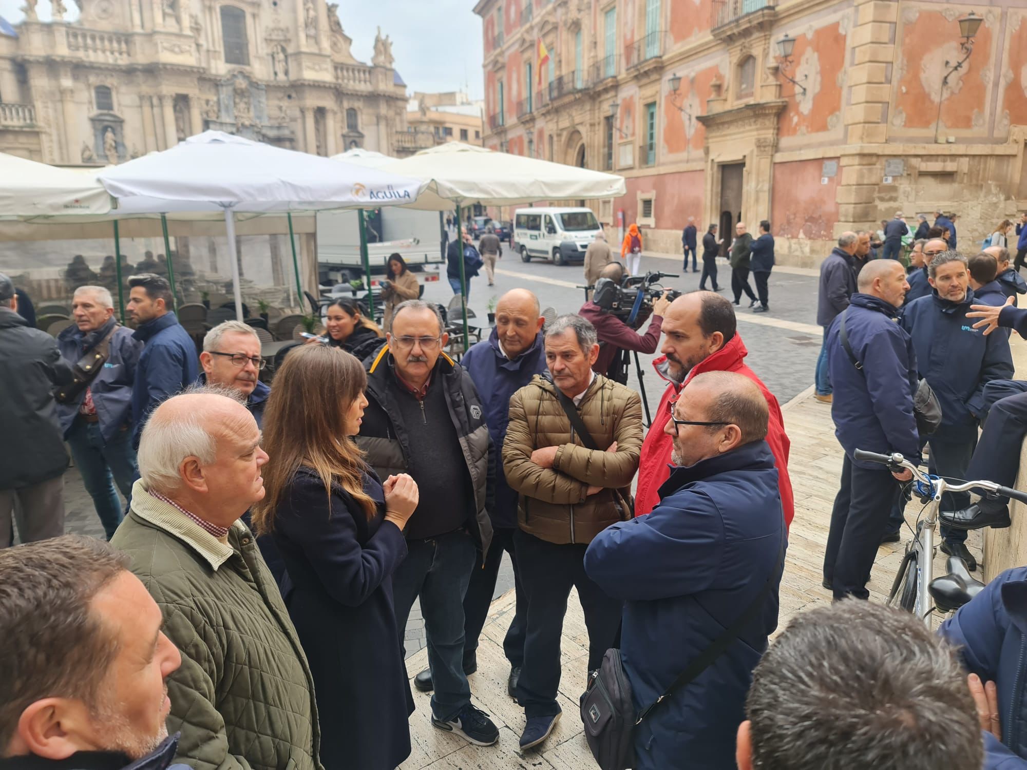 El Ayuntamiento adeuda más de 1,5 millones a los trabajadores de ‘los coloraos’ por la mala gestión del PSOE